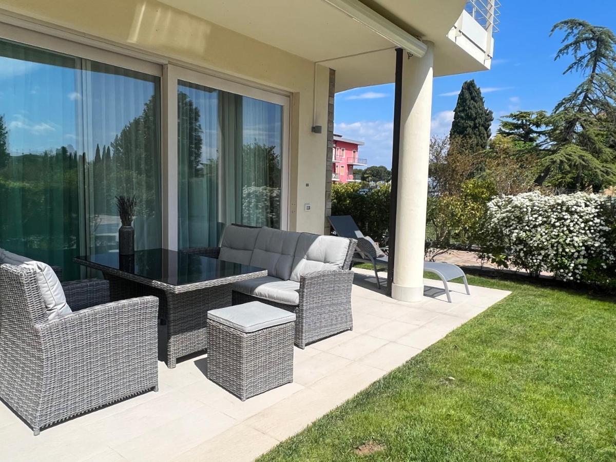 Paganini Suites And Apartments Sirmione Exterior foto